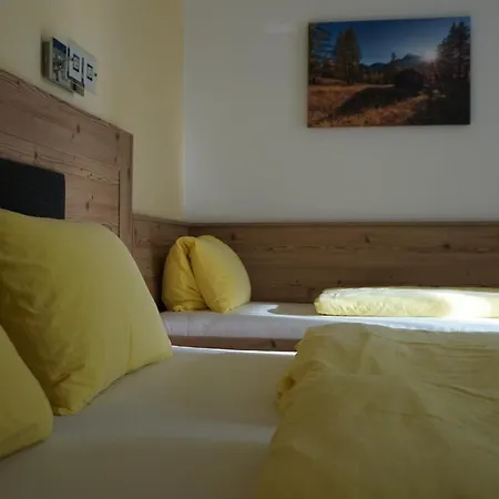 Klampferer Guest house